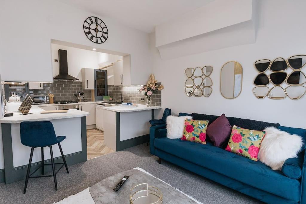 Grove House No.07 - Luxury Apartment Close To The Llandudno Beach 외부 사진