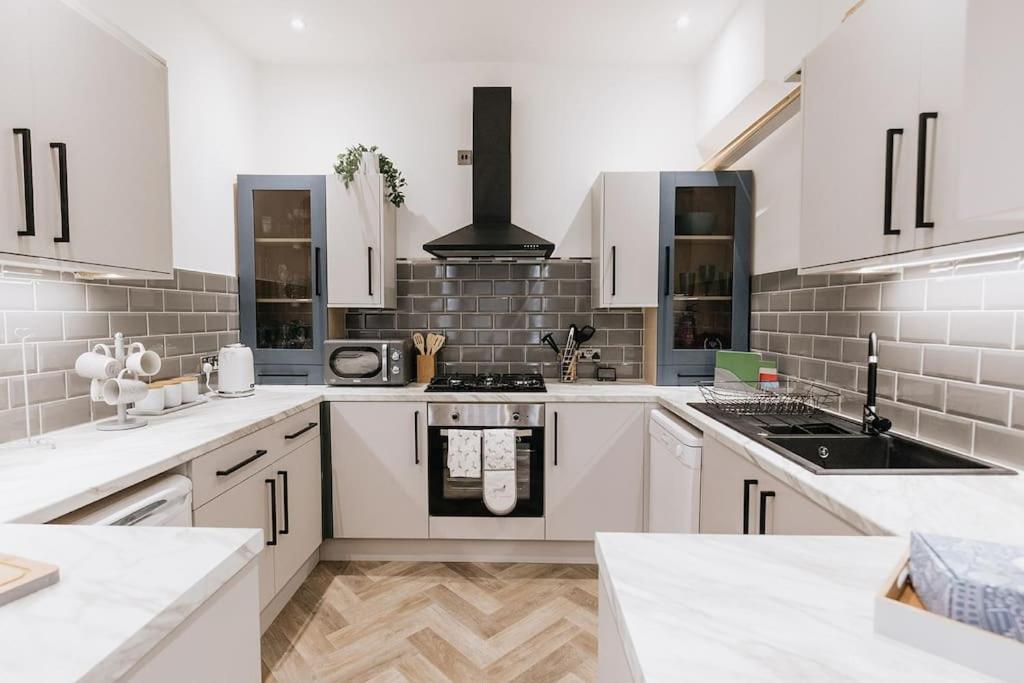 Grove House No.07 - Luxury Apartment Close To The Llandudno Beach 외부 사진